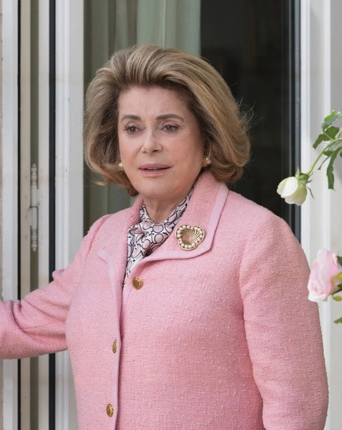 Catherine Deneuve dans Bernadette.