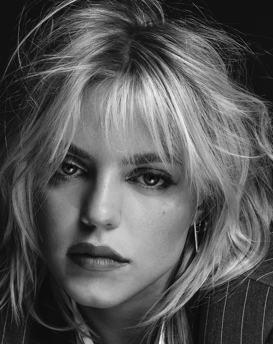 Reneé Rapp par Damon Baker pour L'Oréal Paris. © Instagram @reneerapp.