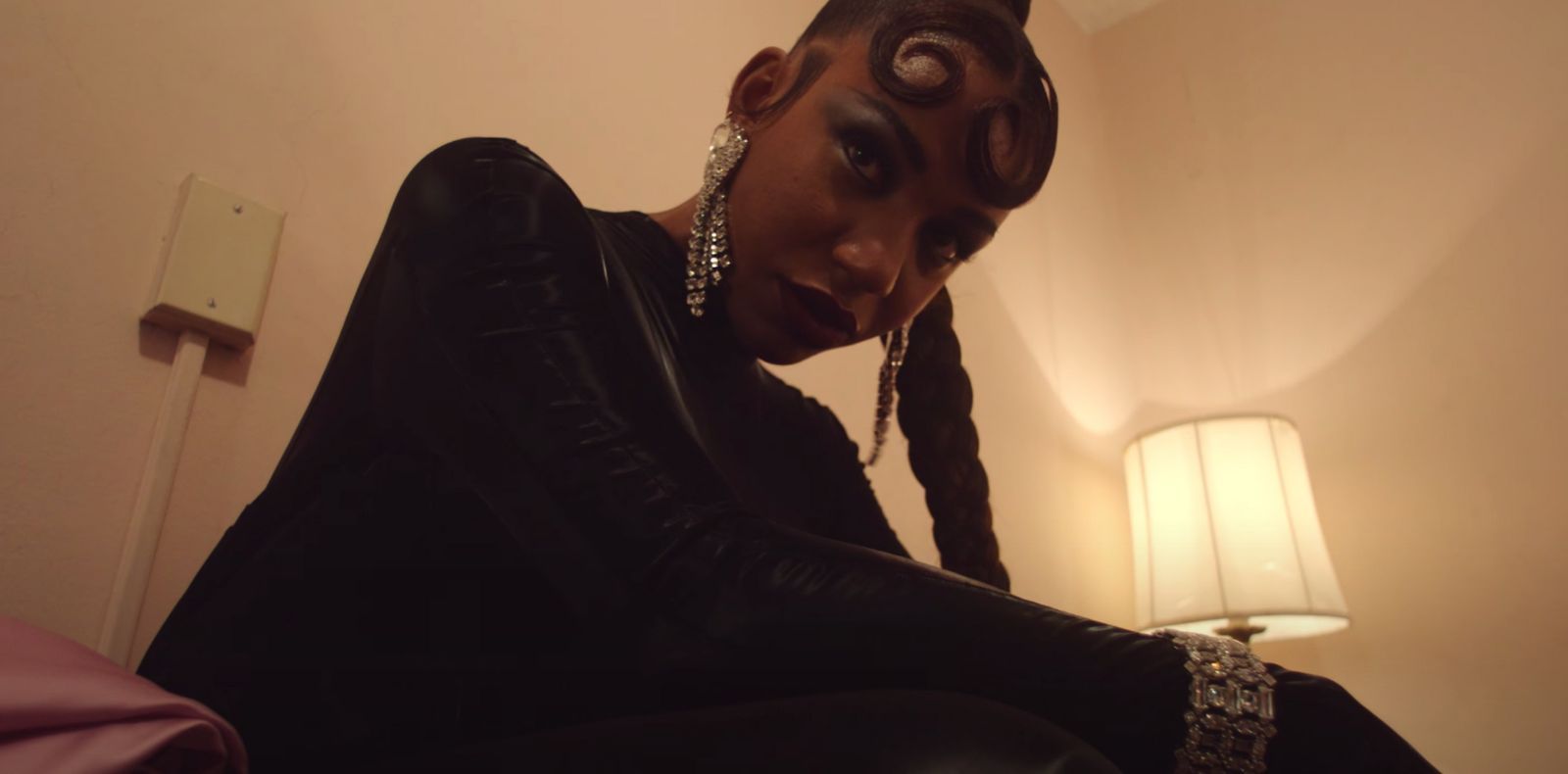 Yaya Bey, Ten Fold, Album, Interview