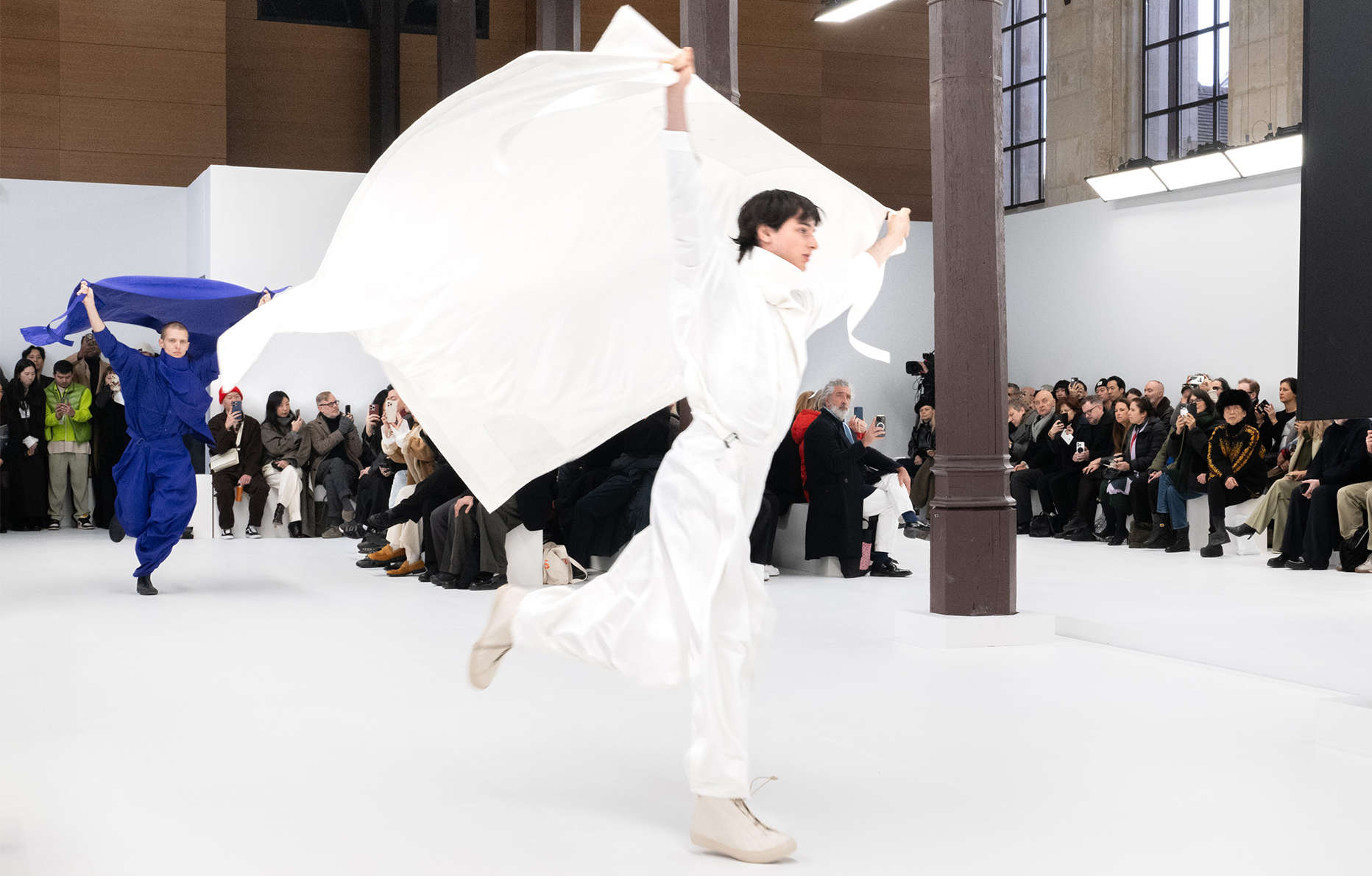 Le défilé Issey Miyake Men automne-hiver 2025-2026.
