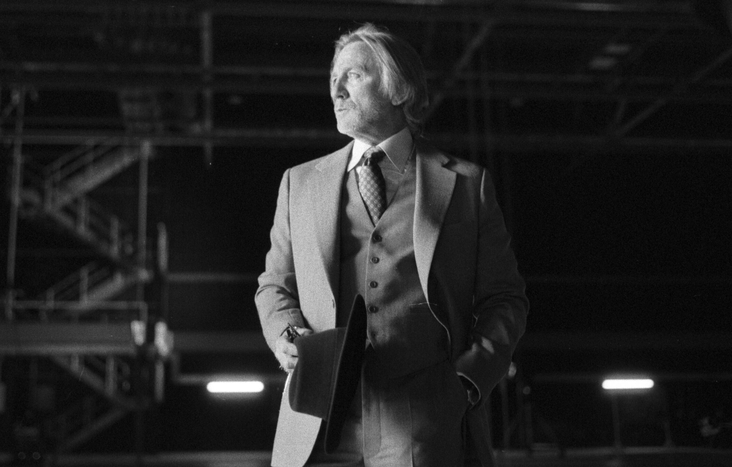 Photo de Daniel Craig dans le film Wake Up Dead Man : Une histoire à couteaux tirés 3.