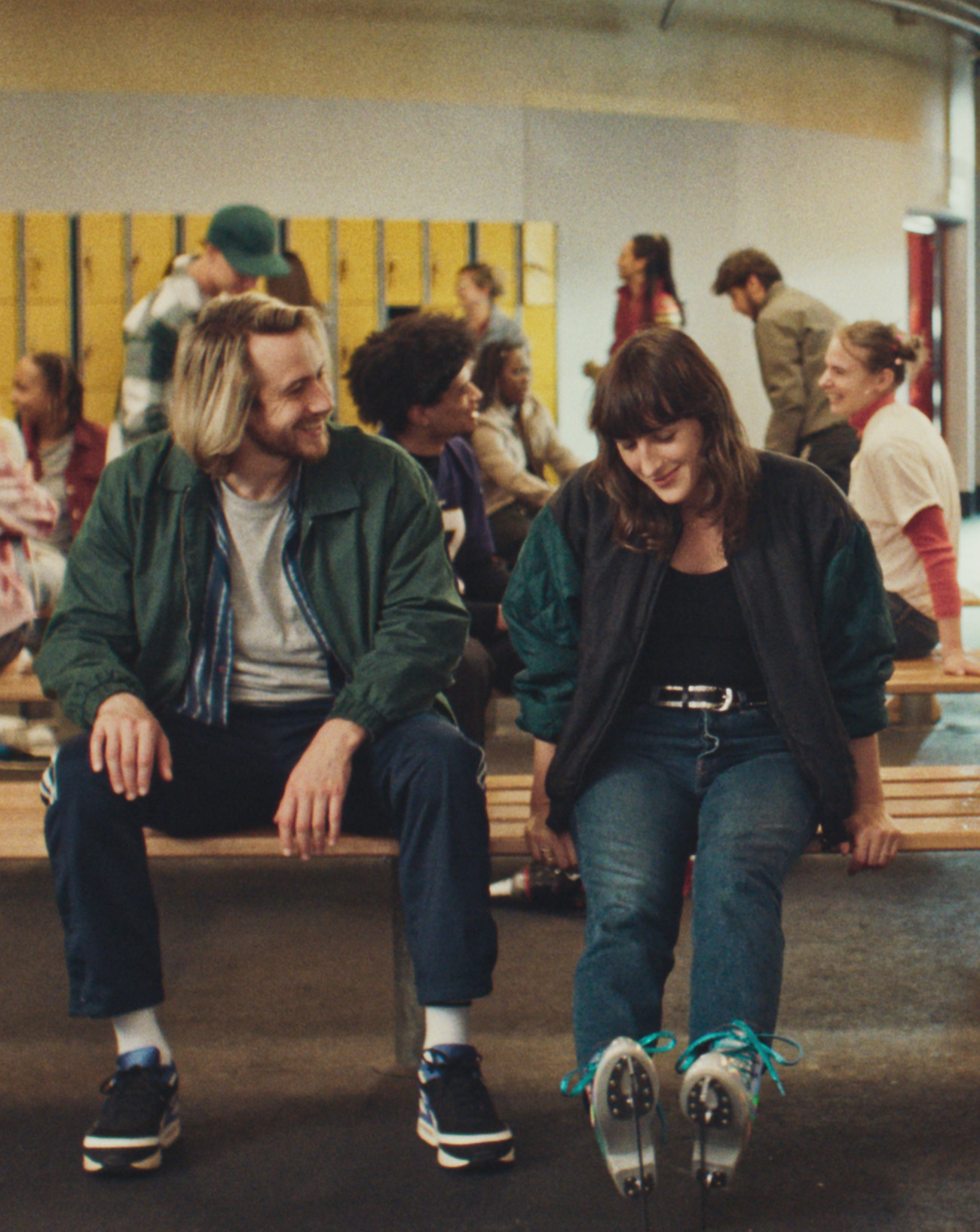 Juliette Armanet et Bastien Bouillon dans Partir un jour.